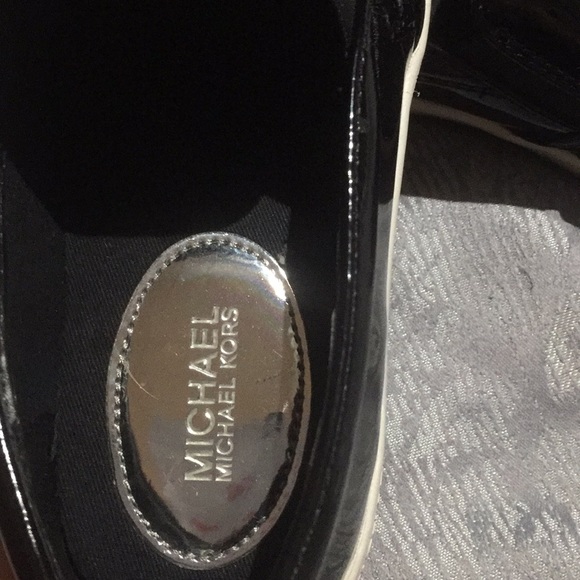 Shoes - Picture 2 of 2